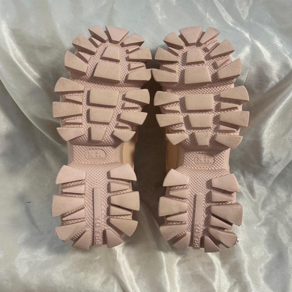 Prada Cloudbust Thunder Sneakers - Picture 9 of 10